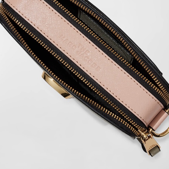 Marc Jacobs iconic Snapshot Bag  New - Picture 4 of 12